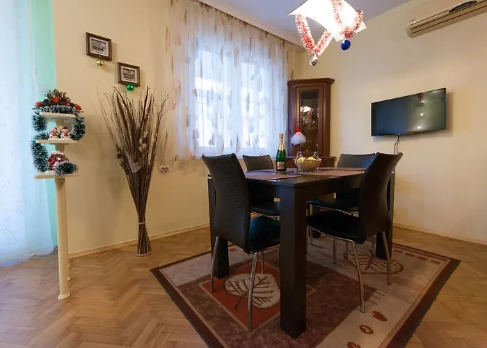 Sea Garden Plaza - Free Parking דירה בורגאס