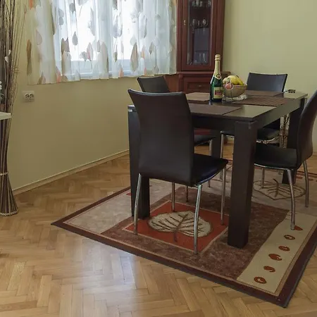 Sea Garden Plaza - Free Parking Burgas Stad